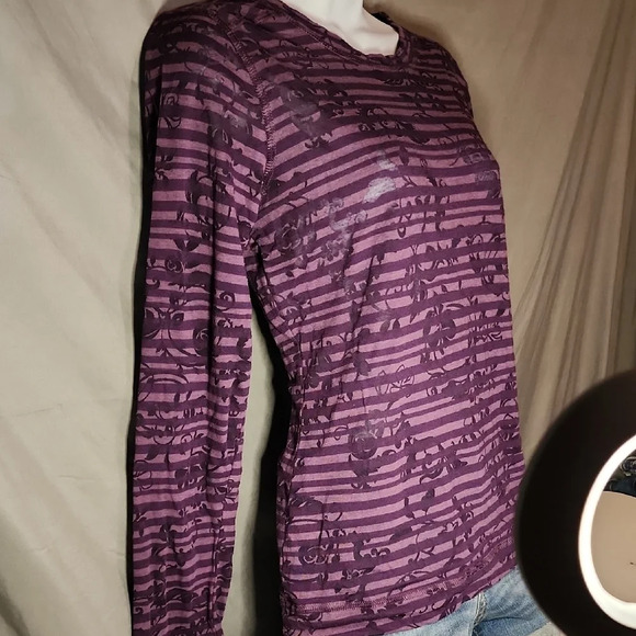 Prana Fitted Long Sleeve Purple Tee - Picture 3 of 8